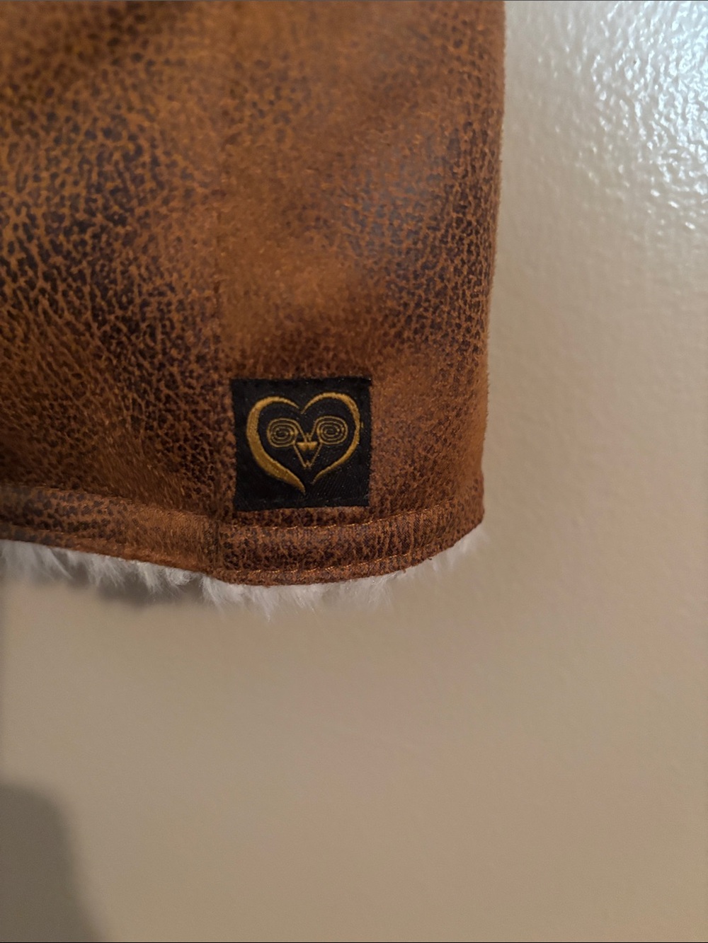 Wooly Bully Wear “Route 66” Sherpa Lined Faux Leather Vest in color Camel - Picture 4 of 12
